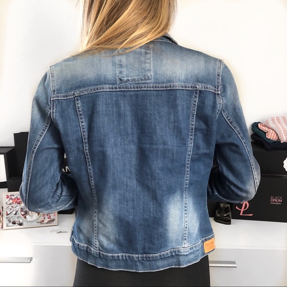 DENIM JACKET 🦋 - Picture 2 of 2